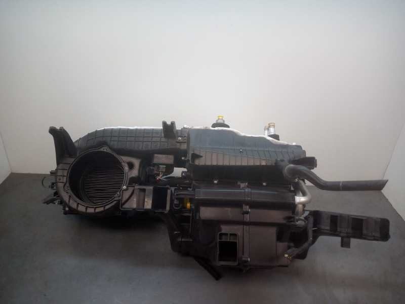 Recambio de calefaccion entera normal para hyundai ix35 1.7 crdi cat referencia OEM IAM 972002Y041  