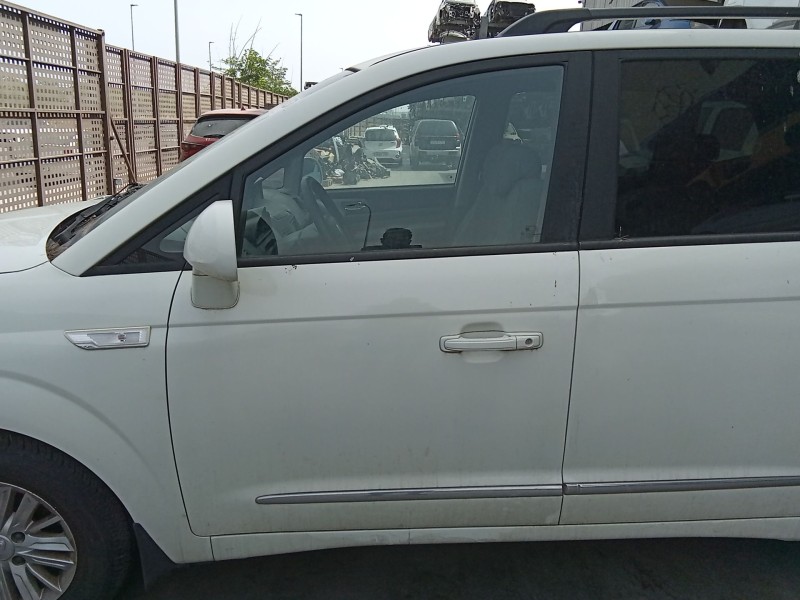 Recambio de puerta delantera izquierda para ssangyong rodius ii 2.0 xdi referencia OEM IAM 6200321202  