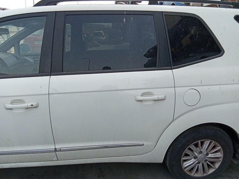Recambio de puerta trasera izquierda para ssangyong rodius ii 2.0 xdi referencia OEM IAM 6300321203  
