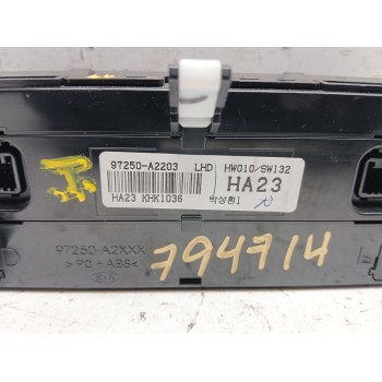 Recambio de mando climatizador para kia cee´d (jd) 1.4 crdi 90 referencia OEM IAM 97250A2010WK 97250a2203 