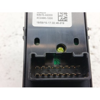 Recambio de mando elevalunas delantero izquierdo para kia cee´d (jd) 1.4 crdi 90 referencia OEM IAM 93570A2200WK  