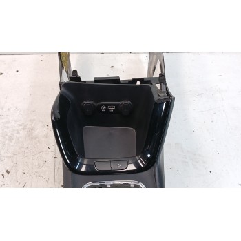 Recambio de apoyabrazos central para kia cee´d (jd) 1.4 crdi 90 referencia OEM IAM 84620A2000WK 84660A2000WK 