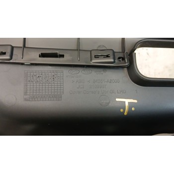 Recambio de apoyabrazos central para kia cee´d (jd) 1.4 crdi 90 referencia OEM IAM 84620A2000WK 84660A2000WK 