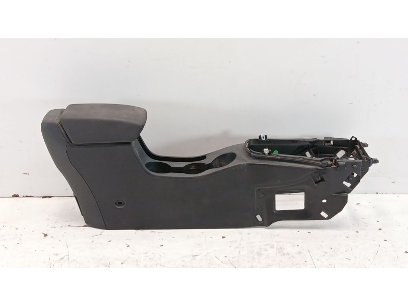 Recambio de apoyabrazos central para opel astra j gtc sportive referencia OEM IAM   