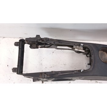 Recambio de apoyabrazos central para opel astra j gtc sportive referencia OEM IAM   