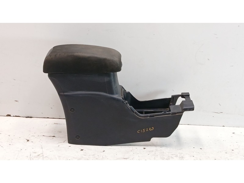 Recambio de apoyabrazos central para mitsubishi asx (ga0w) kaiteki 2wd referencia OEM IAM 8011A083  