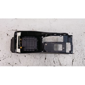 Recambio de apoyabrazos central para mitsubishi asx (ga0w) kaiteki 2wd referencia OEM IAM 8011A083  