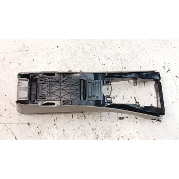 Recambio de apoyabrazos central para mercedes-benz clase clc (cl203) clc 160 blueefficiency (203.731) referencia OEM IAM E037611