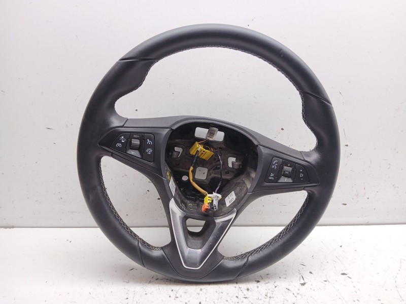 Recambio de volante para opel astra k (b16) 1.4 turbo (68) referencia OEM IAM 39013591  