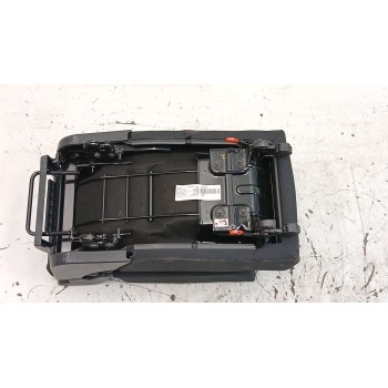 Recambio de asientos traseros para skoda yeti (5l) 2.0 tdi referencia OEM IAM   