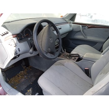 mercedes-benz clase e (w210) del año 1999