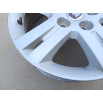 Recambio de llanta para fiat freemont (345_) 2.0 jtd referencia OEM IAM 1BD59TRM X1 17 PULGADAS