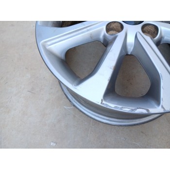 Recambio de llanta para kia stonic (yb) 1.2 cvvt referencia OEM IAM 52910H8400 X1 15 PULGADAS