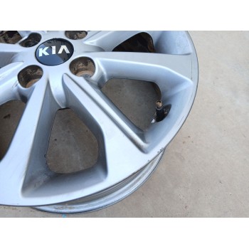 Recambio de llanta para kia stonic (yb) 1.2 cvvt referencia OEM IAM 52910H8400 X1 15 PULGADAS