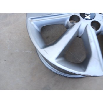 Recambio de llanta para kia stonic (yb) 1.2 cvvt referencia OEM IAM 52910H8400 X1 15 PULGADAS