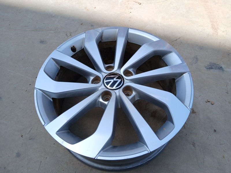 Recambio de llanta para volkswagen t-roc (a11, d11) 1.0 tsi referencia OEM IAM 2GA601025AG X1 17 PULGADAS