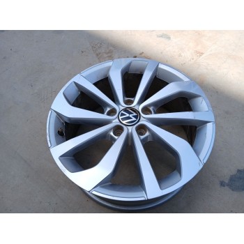 LLANTA 2GA601025AG X1 17 PULGADAS