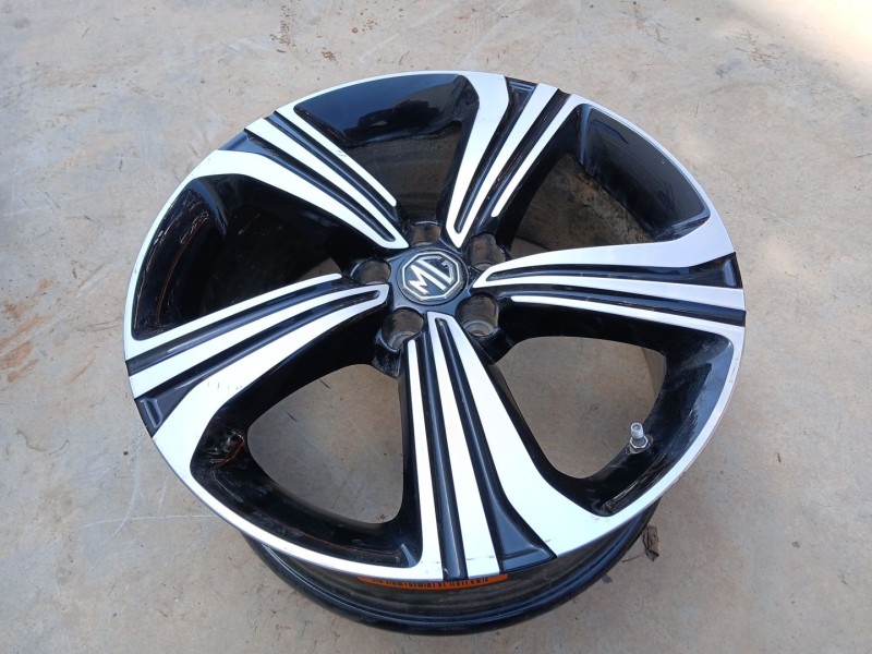 Recambio de llanta para mg zs suv (azs1) 1.5 vti referencia OEM IAM 11513290 X1 17 PULGADAS