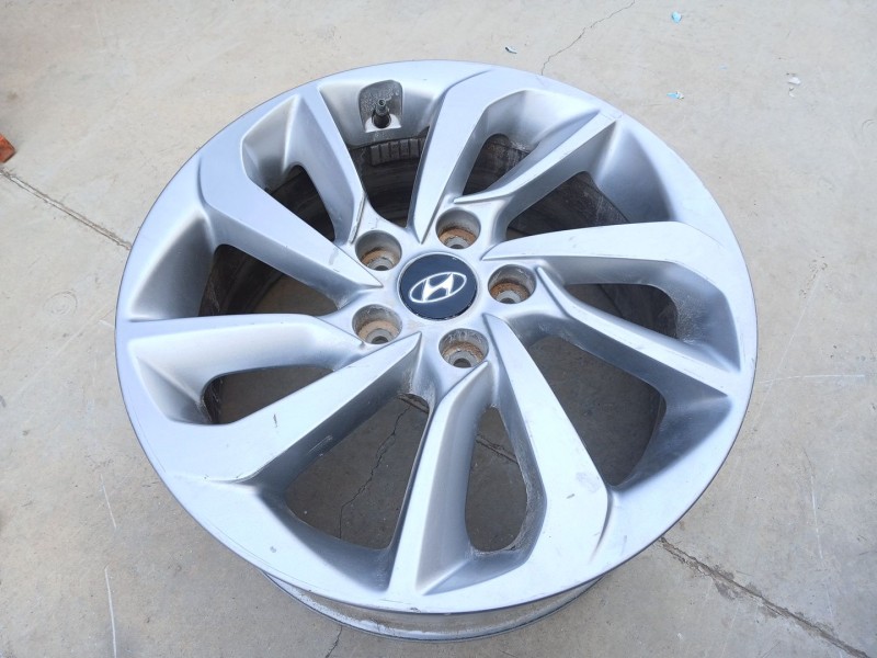Recambio de llanta para hyundai tucson (tl, tle) 1.7 crdi referencia OEM IAM 52910D7210 X1 17 PULGADAS