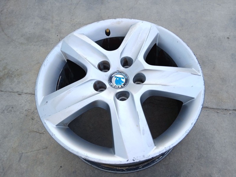 Recambio de llanta para skoda superb i (3u4) 1.9 tdi referencia OEM IAM 3U0601025G X1 16 PULGADAS