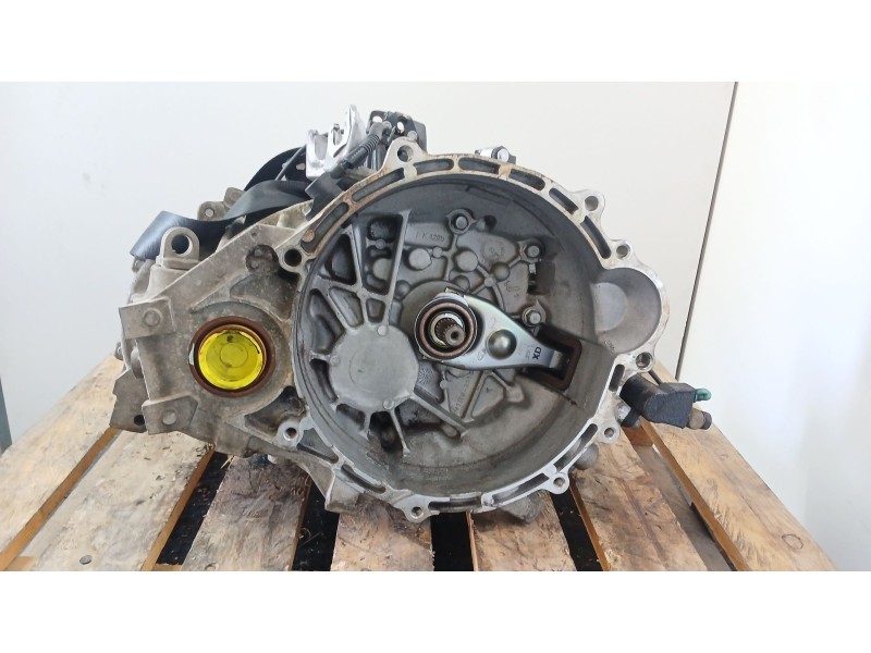 Recambio de caja cambios para kia cee´d (jd) 1.4 crdi 90 referencia OEM IAM 4300032904  