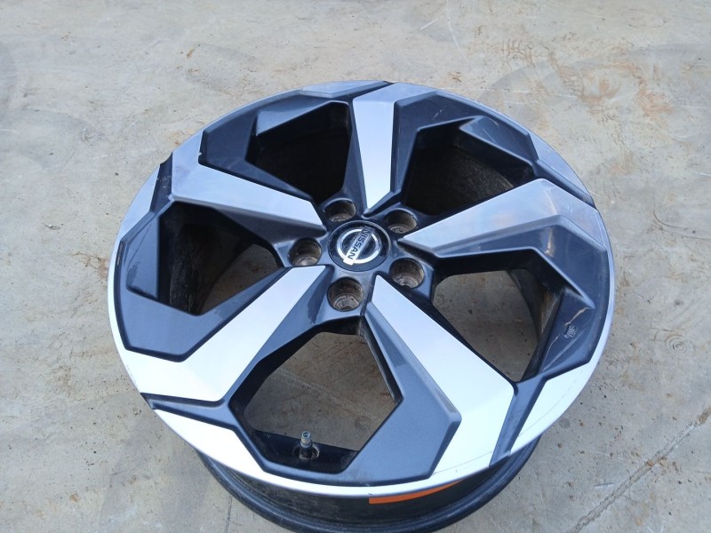Recambio de llanta para nissan qashqai iii (j12) 1.3 dig-t referencia OEM IAM 6UA8B X1 18 PULGADAS
