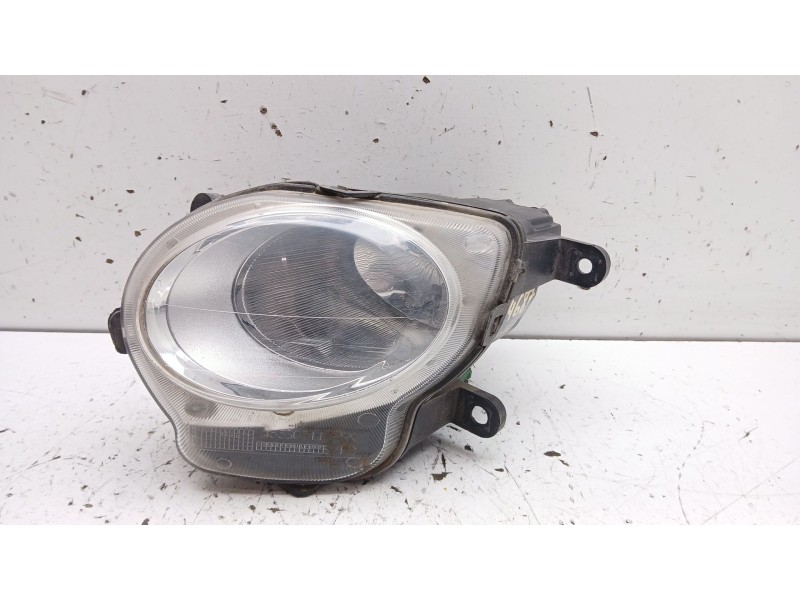 Recambio de faro antiniebla izquierdo para fiat 500 (312_) 1.2 (312axa1a) referencia OEM IAM 51786772  