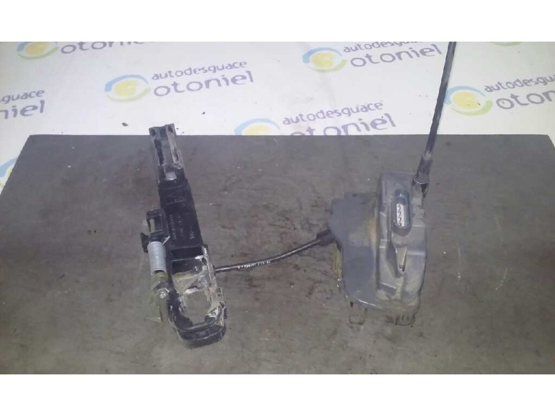 Recambio de cerradura puerta trasera izquierda para nissan primera berlina (p12) acenta referencia OEM IAM 80611av600  6 PIN