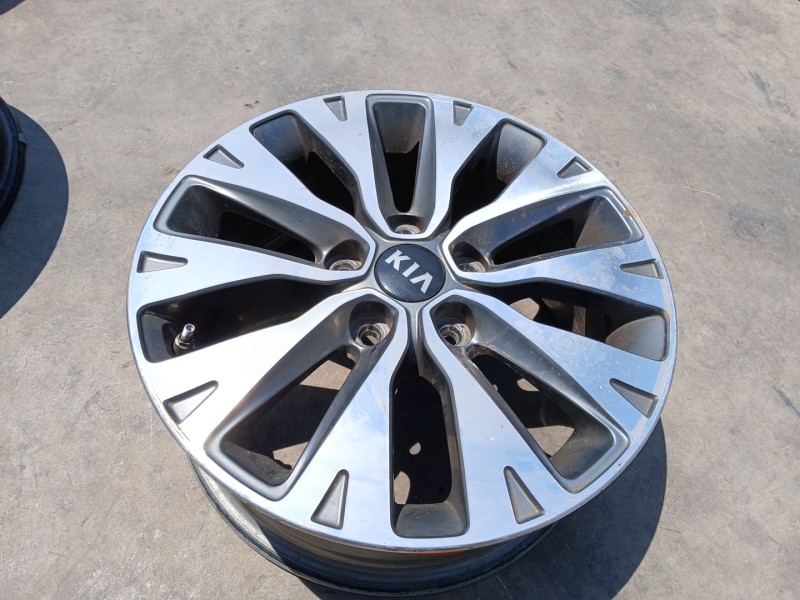 Recambio de llanta para kia cee´d (jd) 1.4 crdi 90 referencia OEM IAM 52910A2800 X1 16 pulgadas
