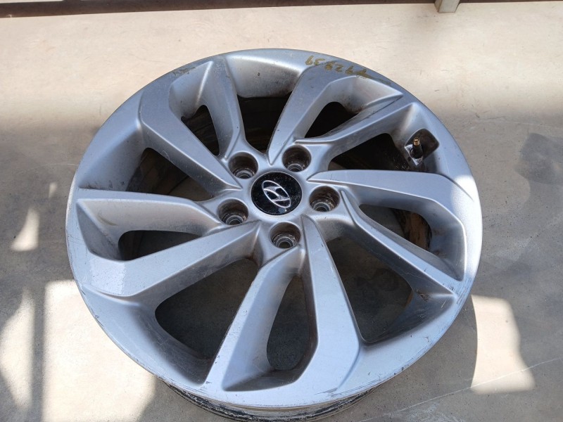 Recambio de llanta para hyundai tucson (tl, tle) 1.7 crdi referencia OEM IAM 52910D7260 X1 17 PULGADAS