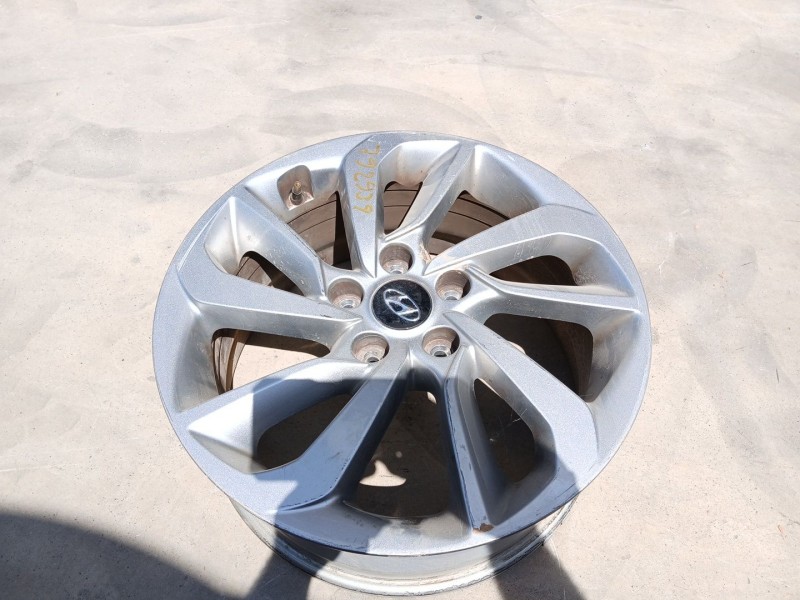 Recambio de llanta para hyundai tucson (tl, tle) 1.7 crdi referencia OEM IAM 52910D7260 X1 17 PULGADAS