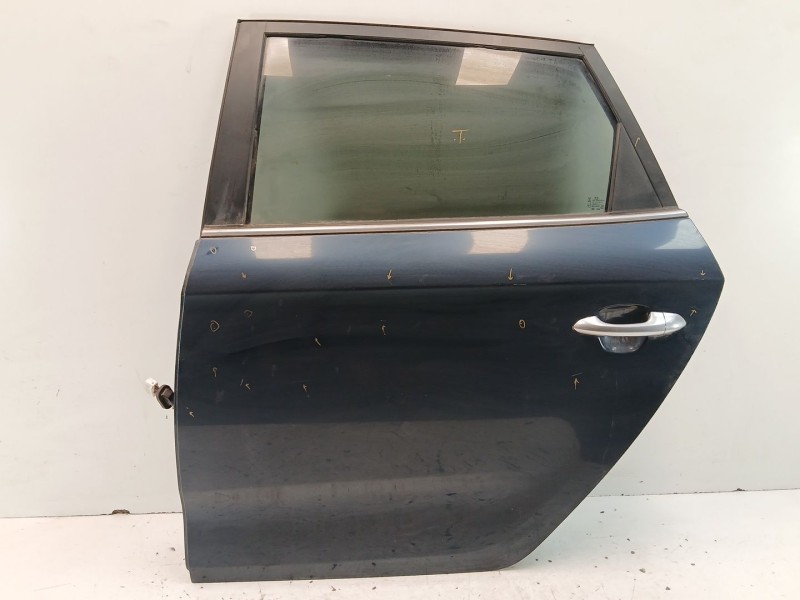 Recambio de puerta trasera izquierda para kia carens ( ) drive referencia OEM IAM 77003A4050  