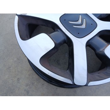 Recambio de llanta para citroën c4 cactus 1.6 bluehdi 100 referencia OEM IAM 9800494077 X1 17 pulgadas