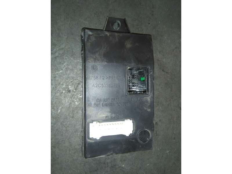 Recambio de modulo electronico para dacia sandero laureate music referencia OEM IAM 8201068829  