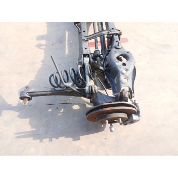 Recambio de puente trasero para toyota auris hybrid active referencia OEM IAM 4210102260  