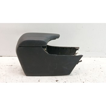 Recambio de apoyabrazos central para mazda 3 lim. () style referencia OEM IAM bhn164441  