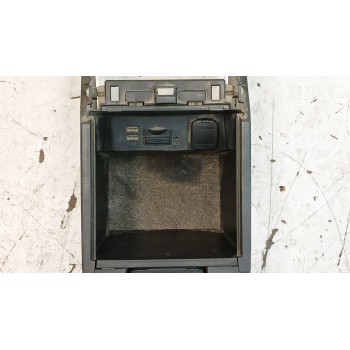 Recambio de apoyabrazos central para mazda 3 lim. () style referencia OEM IAM bhn164441  