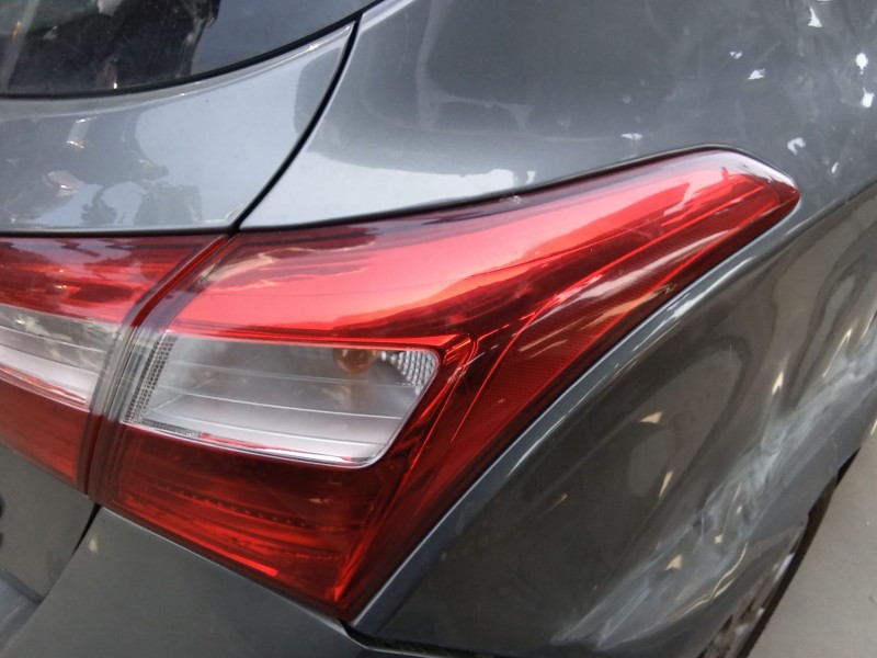 Recambio de piloto trasero derecho para hyundai i30 (gd) 1.4 crdi referencia OEM IAM 92420A5020 / 92402A5020  