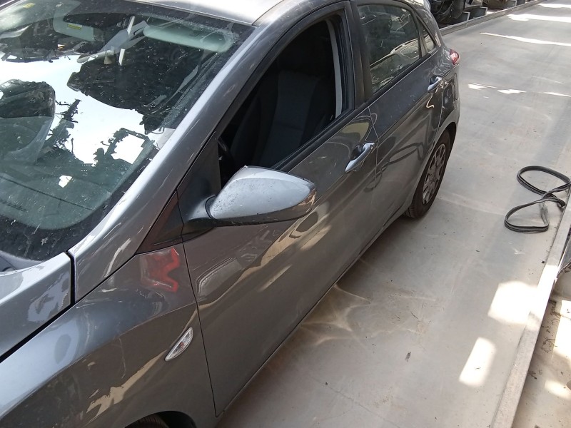 Recambio de puerta delantera izquierda para hyundai i30 (gd) 1.4 crdi referencia OEM IAM 76003A5000  