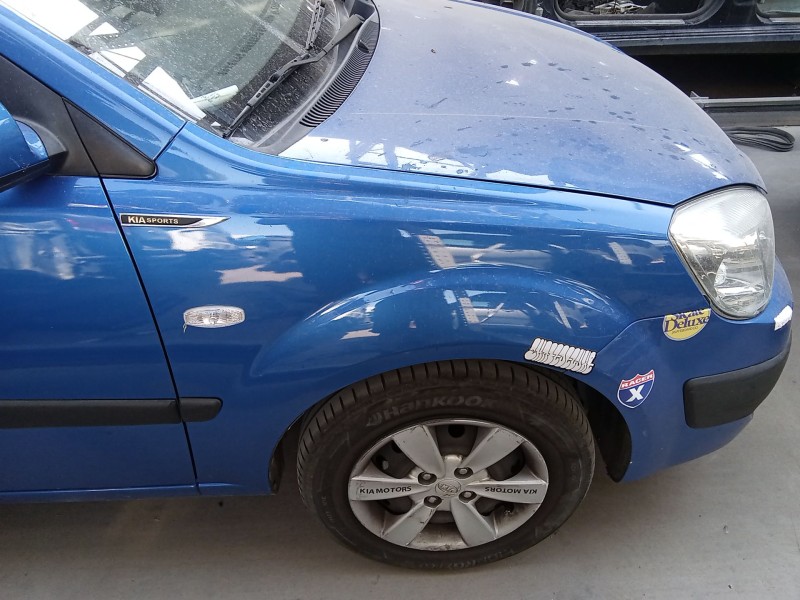 Recambio de aleta delantera derecha para kia rio ii (jb) 1.5 crdi referencia OEM IAM 663211G350  