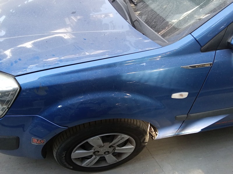 Recambio de aleta delantera izquierda para kia rio ii (jb) 1.5 crdi referencia OEM IAM 663111G350  