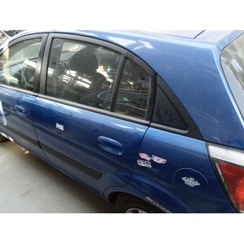 Recambio de puerta trasera izquierda para kia rio ii (jb) 1.5 crdi referencia OEM IAM 770031G220  