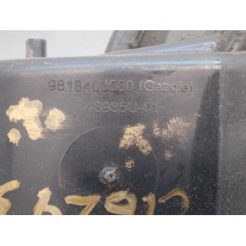 Recambio de tapa exterior combustible para peugeot 208 referencia OEM IAM 9818403080  para modelo con adblue