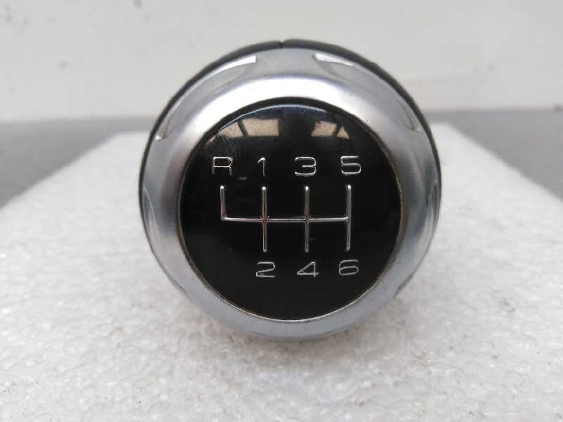 Recambio de pomo palanca cambio para audi tt (8j3/8j9) 2.0 tdi quattro coupe referencia OEM IAM   6V