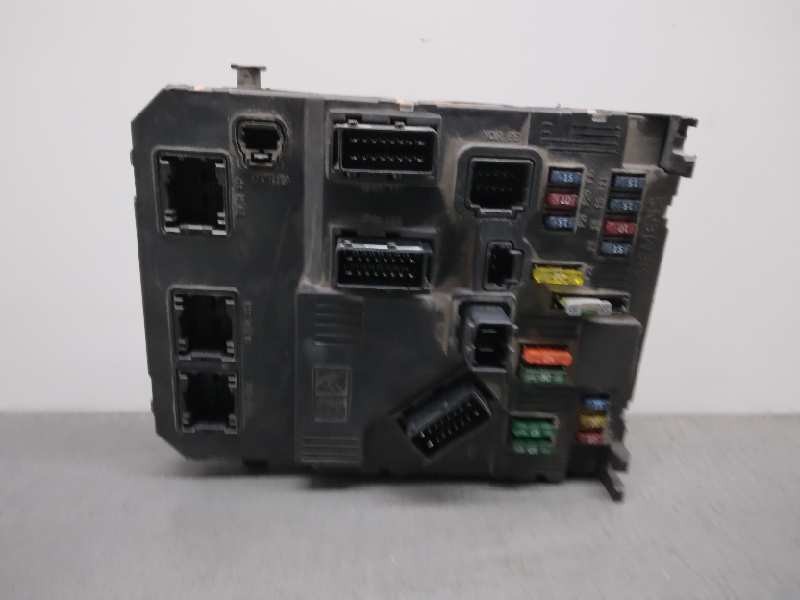 Recambio de centralita bsi para citroën c3 1.4 referencia OEM IAM 9652474380 S118085300 