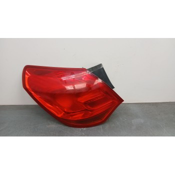 PILOTO TRASERO IZQUIERDO 084421971l 1 serie