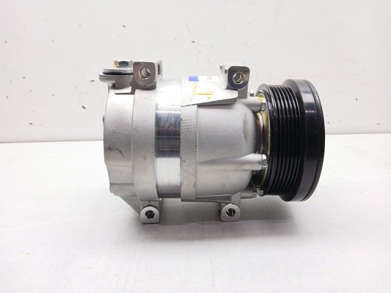 Recambio de compresor aire acondicionado para chevrolet lacetti (j200) 1.6 referencia OEM IAM AC0M00109  2 pines