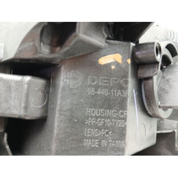 Recambio de faro derecho para mercedes-benz clase b (w246) 1.8 cdi cat referencia OEM IAM 2468200261  11506102