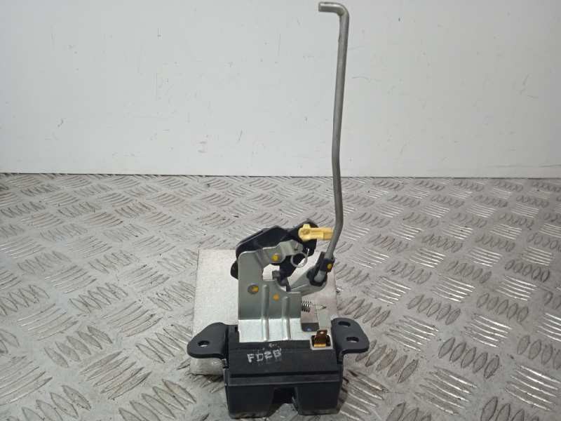 Recambio de cerradura maletero / porton para hyundai i20 comfort referencia OEM IAM   