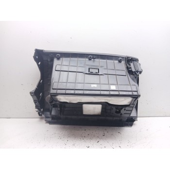 Recambio de guantera para kia carens ( ) drive referencia OEM IAM 84760a4000  